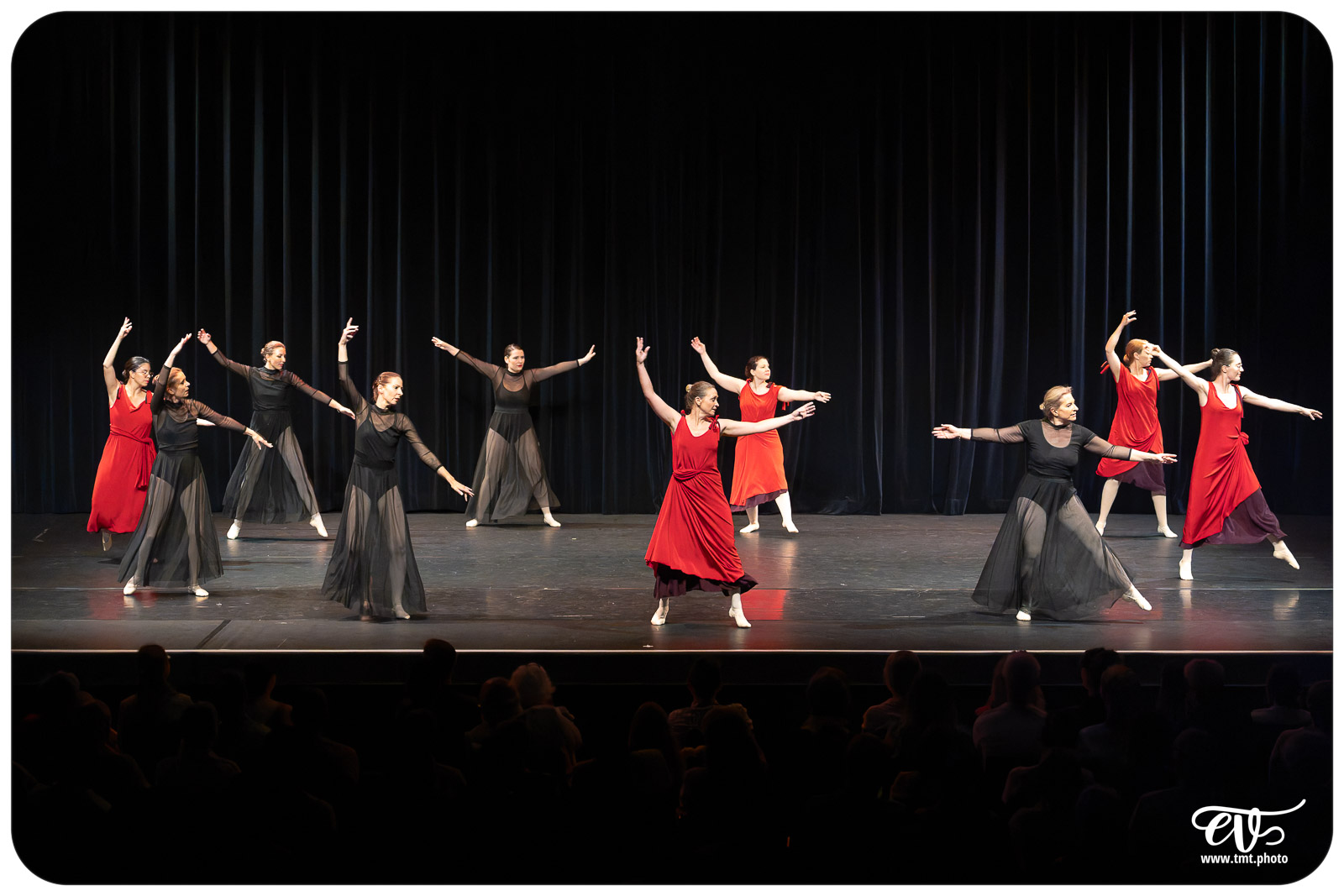 ECOLE DE DANSE CÉCILE ADAMOW